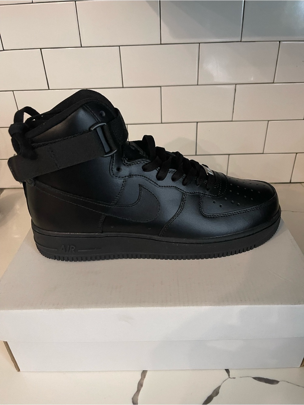 Men’s Nike AF1 High 07 Triple Black Size 11.